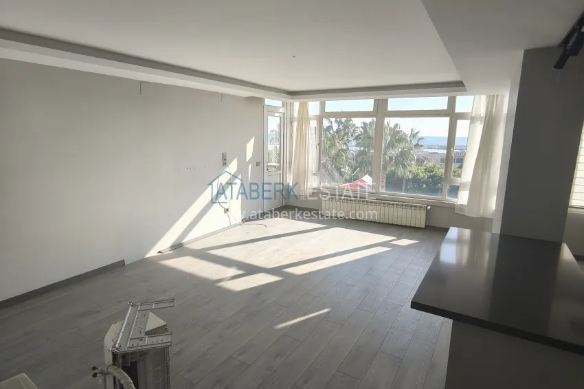 Purchase 3+1 linear apartment after major repairs on the first line — Mersin, Yenisehir district 7 