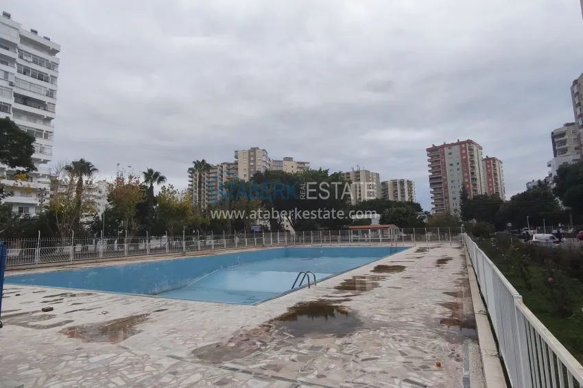 URGENT SALE: Fully renovated two-bedroom apartment in Menderes area, Mezitli 8