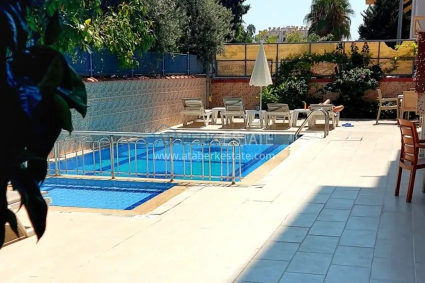 Property from owner in Alanya — three-room apartment with furniture in Oba 8 