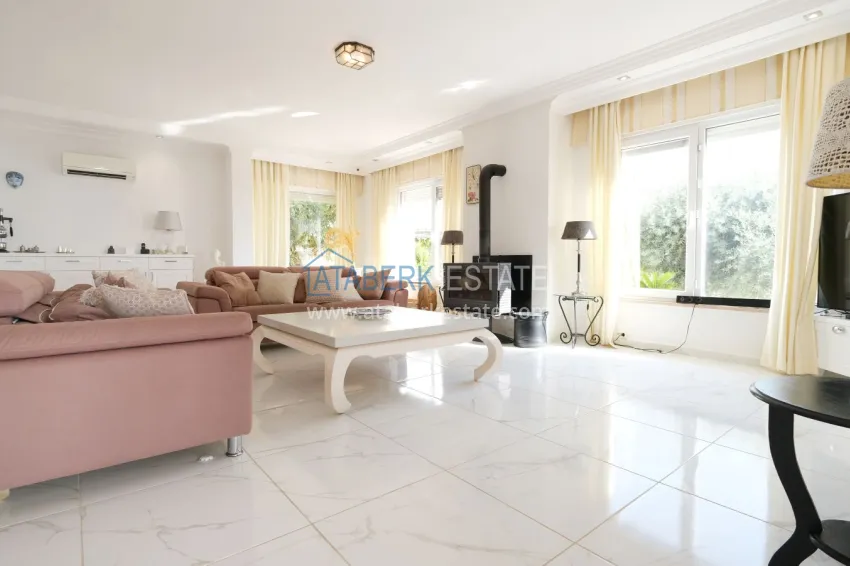 Purchase Gorgeous private villa with panoramic views and guest bungalow in Kestel, Alanya 8 