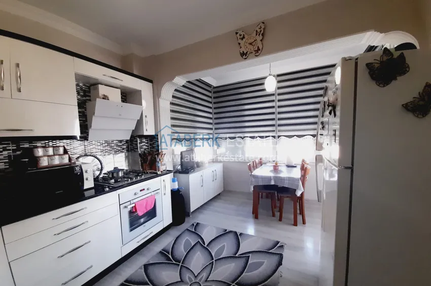 Purchase  Three-room apartment with separate kitchen and furniture in the center of Alanya	 4 