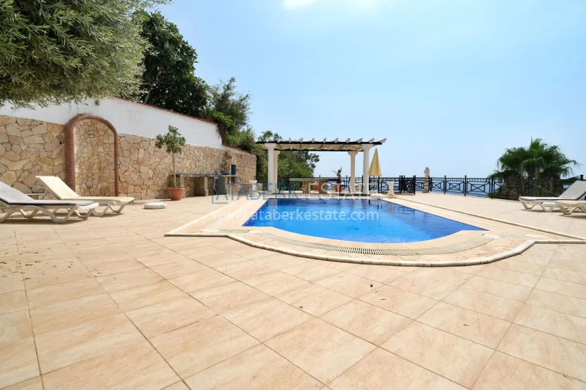 Gorgeous private villa with panoramic views and guest bungalow in Kestel, Alanya 9 