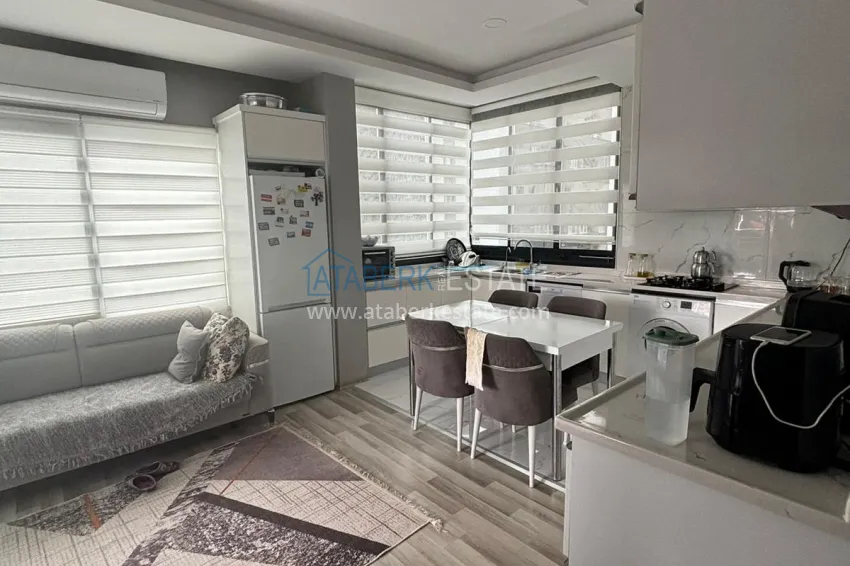 Purchase Two-bedroom apartment with a glazed balcony in Mersin, Tomyuk district 4 