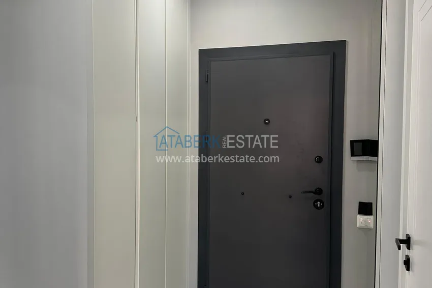 Purchase  Spacious 4+1 duplex with designer renovation in Alanya, Avsallar district 1 