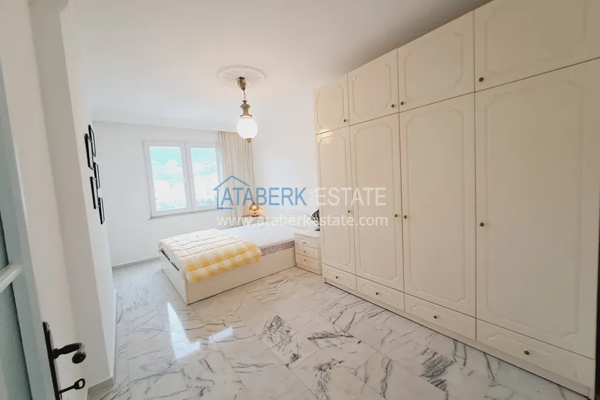Purchase  Duplex in the center of Alanya - suitable for a residence permit, with furniture and a jacuzzi on the outdoor terrace  10 