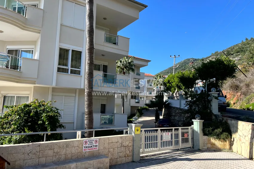 Furnished 2+1 apartment with sea view, suitable for a residence permit - Alanya center, Cleopatra beach area 10 