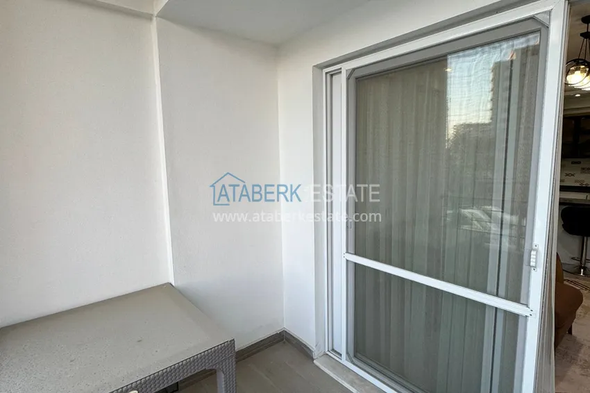 Purchase One bedroom apartment with furniture in a well-maintained complex — Mersin, Tomyuk district 11 