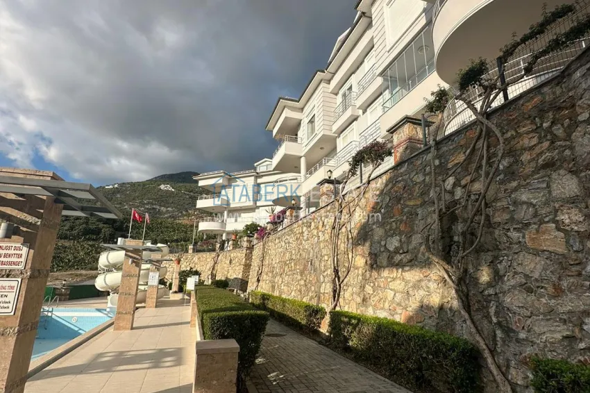 Real estate for a residence permit. Furnished duplex penthouse in Alanya, Cikcilli district 14 