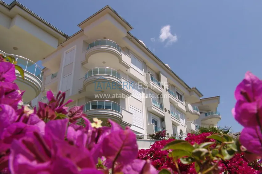 Furnished 2+1 apartment with sea view, suitable for a residence permit - Alanya center, Cleopatra beach area 16 