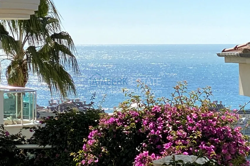 Furnished 2+1 apartment with sea view, suitable for a residence permit - Alanya center, Cleopatra beach area 17 