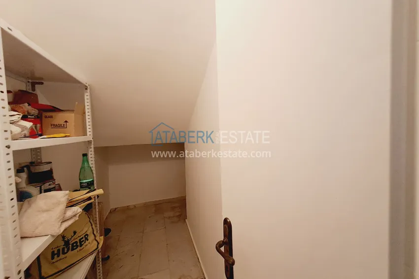 Purchase  Duplex in the center of Alanya - suitable for a residence permit, with furniture and a jacuzzi on the outdoor terrace  17 