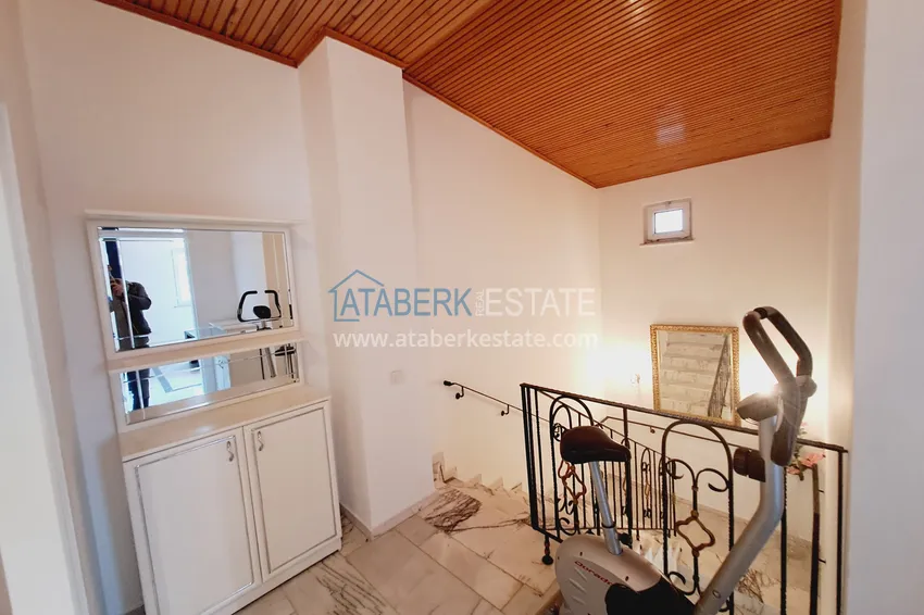 Purchase  Duplex in the center of Alanya - suitable for a residence permit, with furniture and a jacuzzi on the outdoor terrace  19 