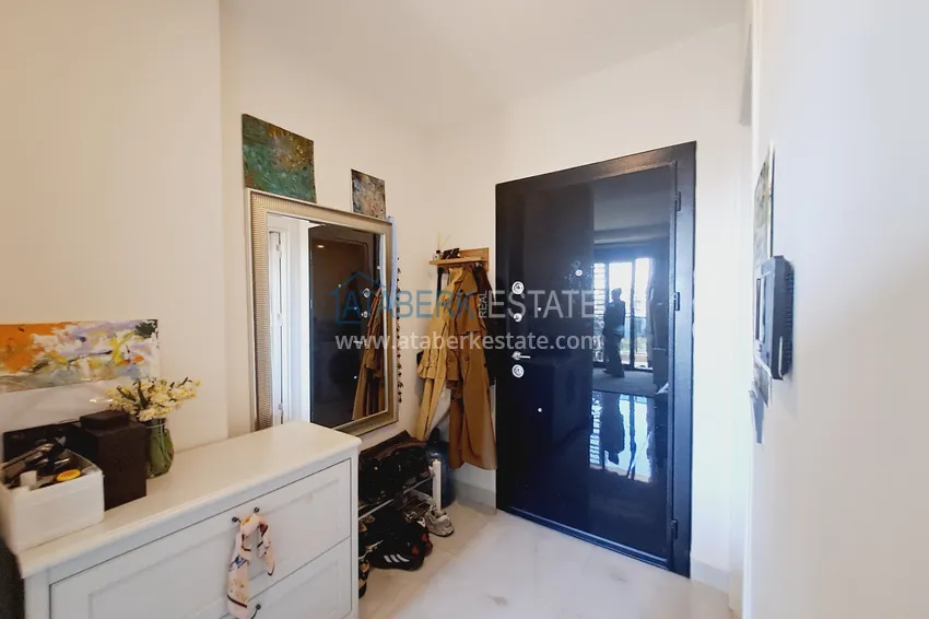 Purchase  One bedroom apartment overlooking the sea and the fortress — Alanya city center 1 