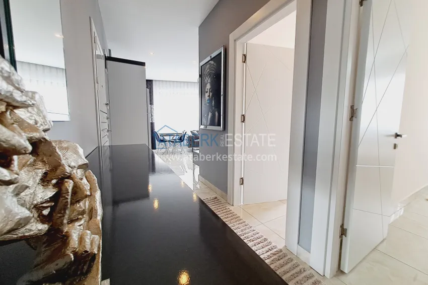 Purchase Profitable turnkey apartment in the center of Alanya at a bargain price 1 