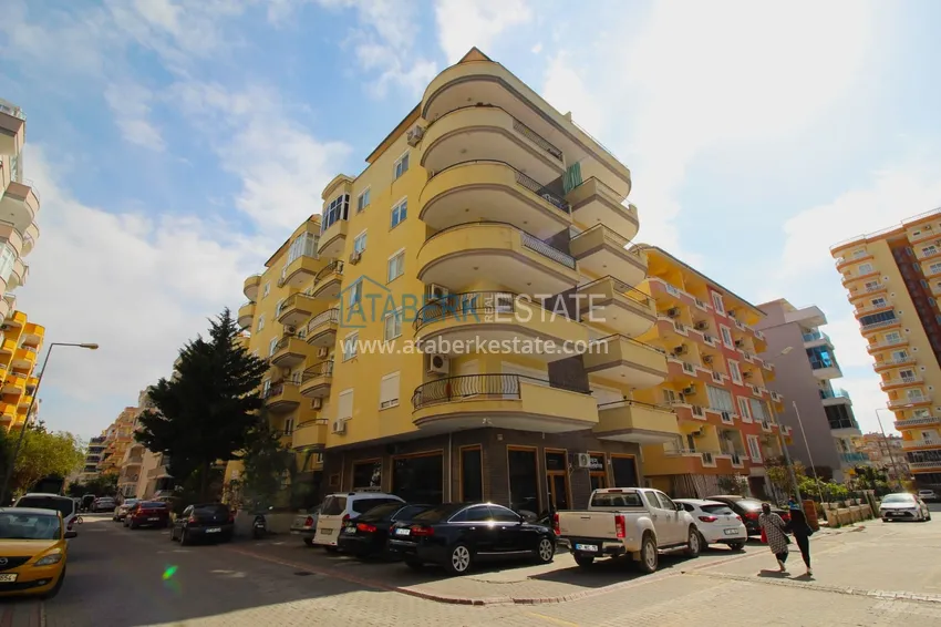 Two-bedroom apartment with furniture in the center of Mahmutlar — Alanya 1 
