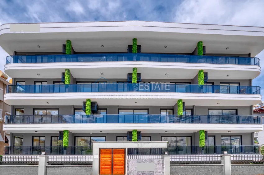 Apartments from the developer in Alanya, Oba district 3 