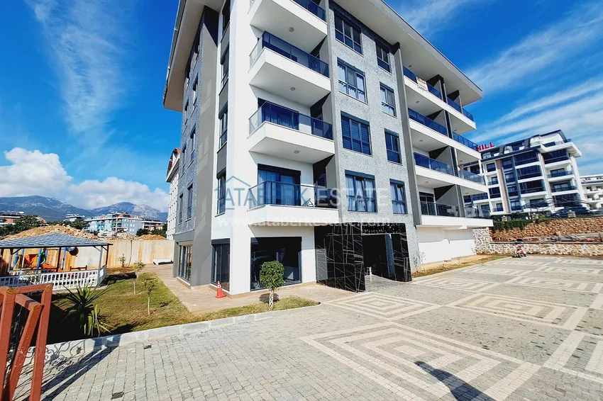 Apartments from the developer in a new boutique complex - Oba district, Alanya 2 
