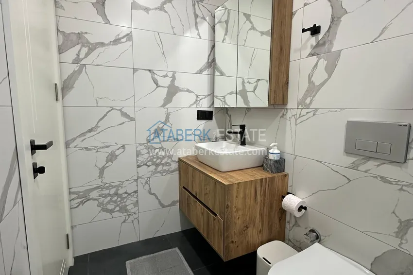 Purchase  Spacious 4+1 duplex with designer renovation in Alanya, Avsallar district 40 