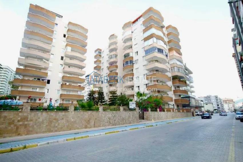 Furnished apartment in a comfortable complex, Mahmutlar district — Alanya 3 