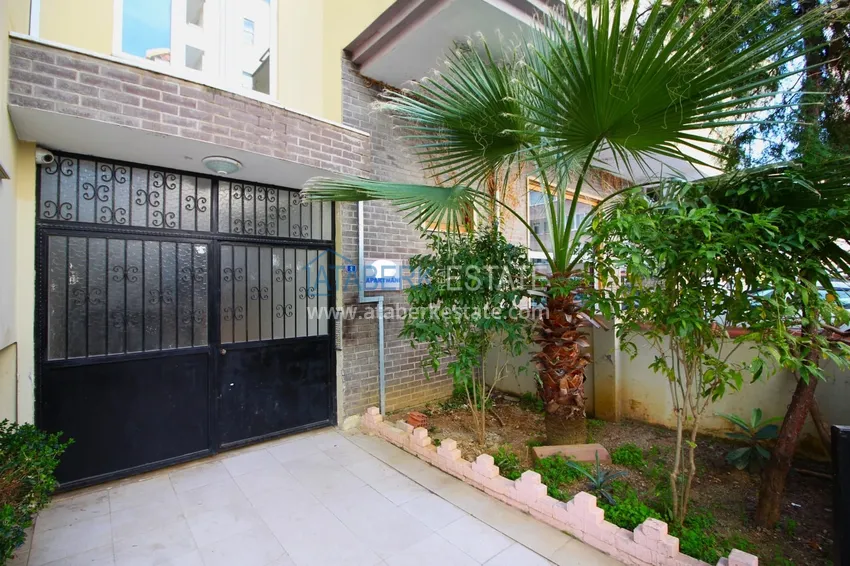 Two-bedroom apartment with furniture in the center of Mahmutlar — Alanya 3 