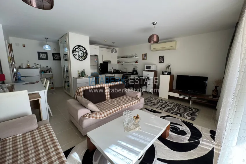 Purchase Real estate for a residence permit. Three-room apartment with furniture and garden in Alanya, Konakli district 1 