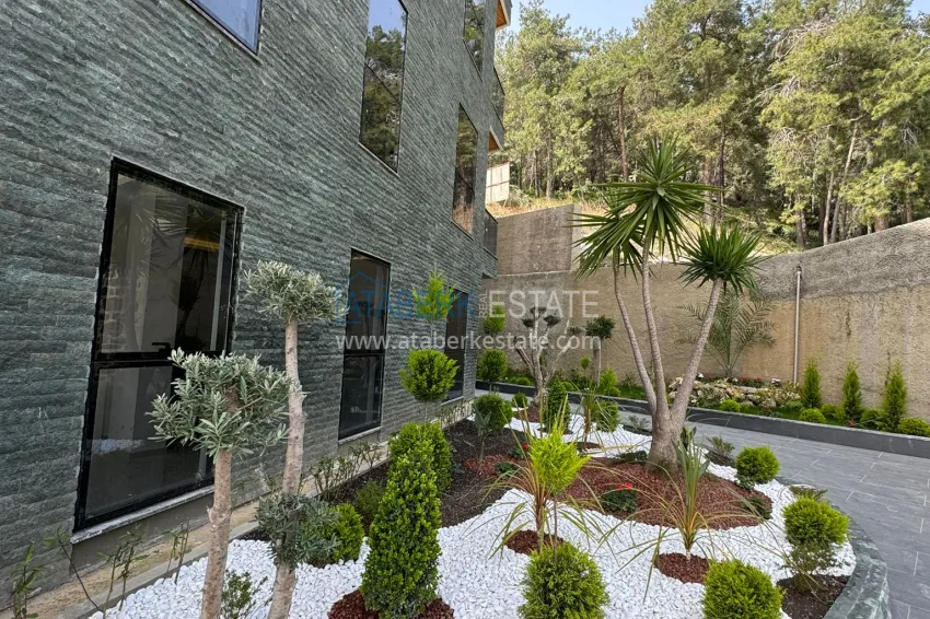 Luxury real estate directly from the developer in the prestigious area of Büyük Hasbahce 4