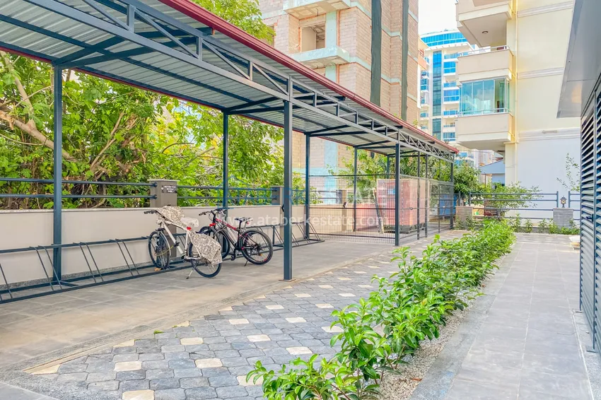 Apartment 1+1 with furniture and sea view, Mahmutlar district — Alanya 4 