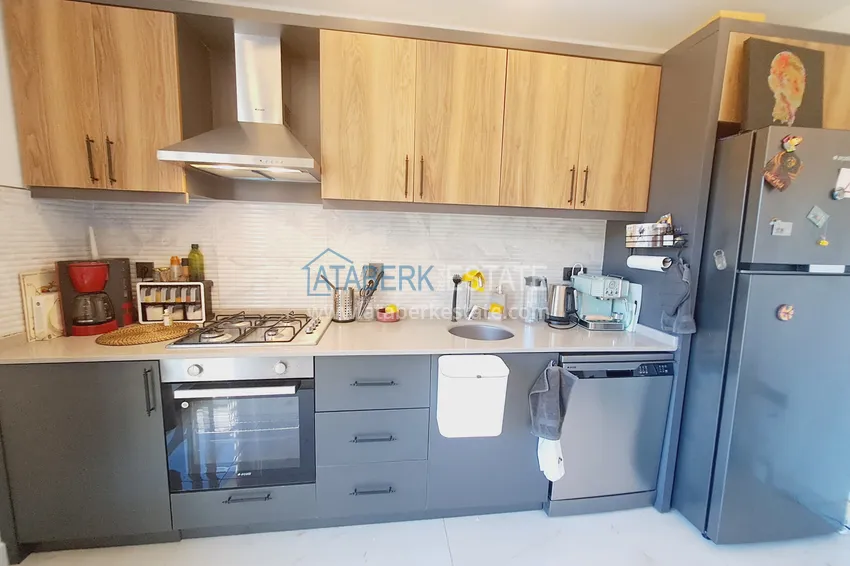 Purchase  One bedroom apartment overlooking the sea and the fortress — Alanya city center 4 