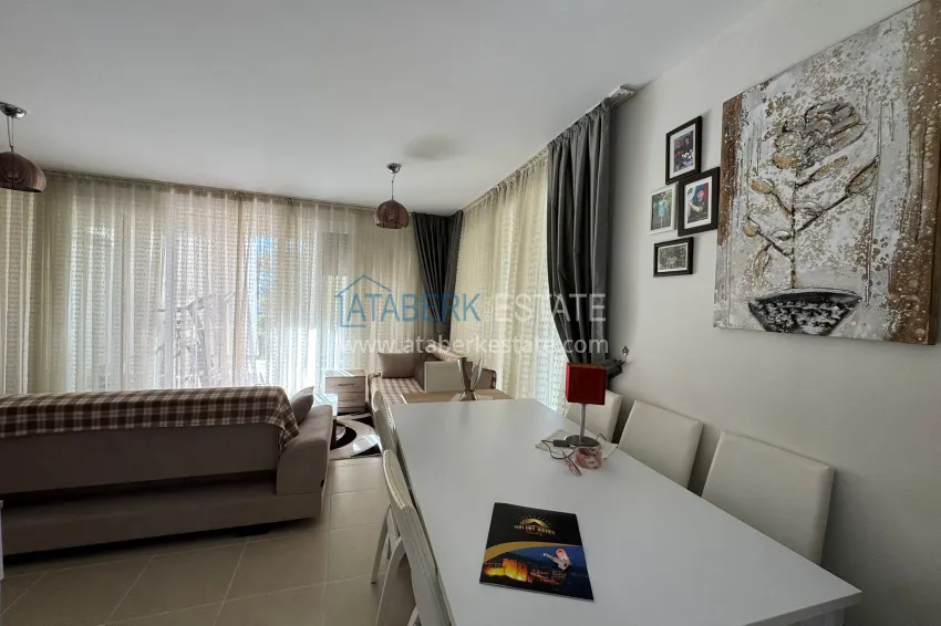 Purchase Real estate for a residence permit. Three-room apartment with furniture and garden in Alanya, Konakli district 2 