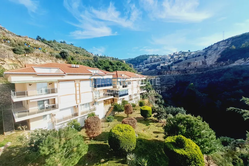 Furnished townhouse with panoramic views in Alanya, Kargicak district 5 