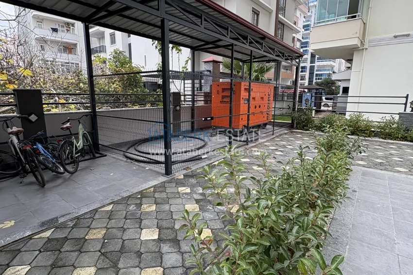 Apartment 1+1 with furniture and sea view, Mahmutlar district — Alanya 5 