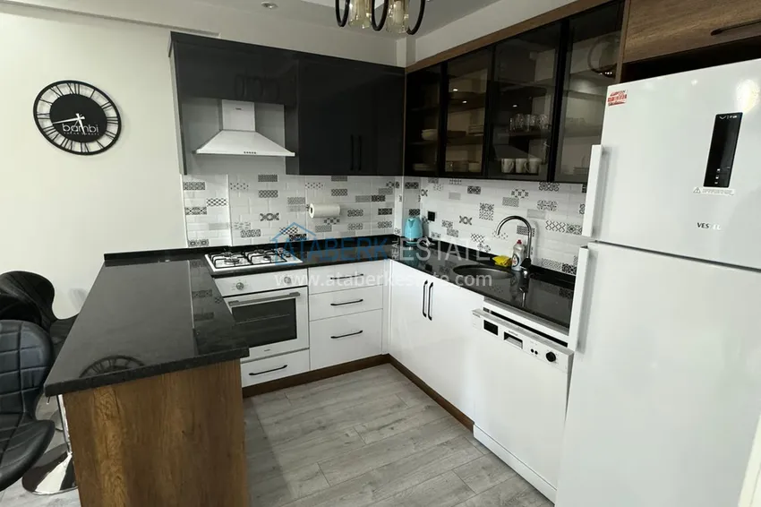 Purchase One bedroom apartment with furniture in a well-maintained complex — Mersin, Tomyuk district 5 