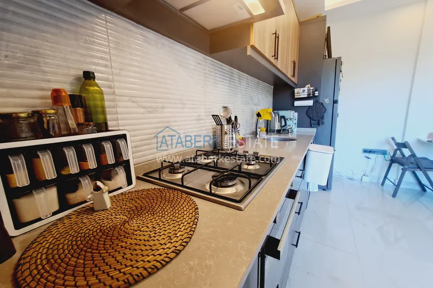 Purchase  One bedroom apartment overlooking the sea and the fortress — Alanya city center 5 