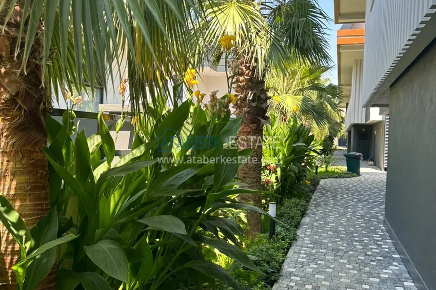 Spacious 4+1 duplex with designer renovation in Alanya, Avsallar district 7 