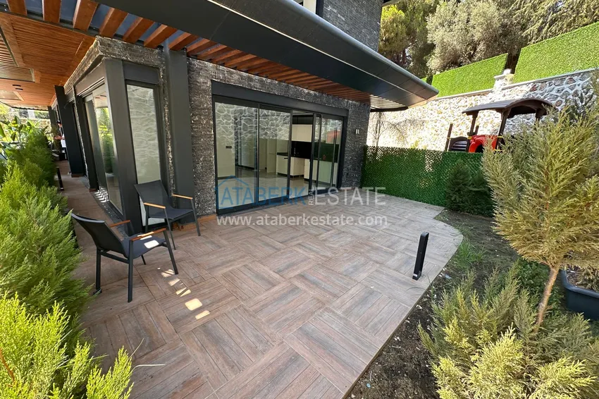 Purchase Three-room apartment with access to the garden in a luxury complex — Alanya city center, Büyühasbahce district 6 