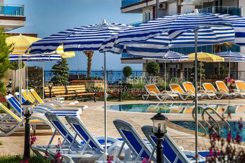 Turnkey three-room apartment in Alanya, Oba district in a premium residence 8 