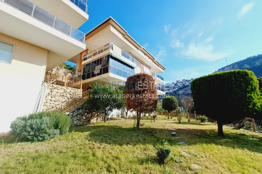 Furnished townhouse with panoramic views in Alanya, Kargicak district 9 