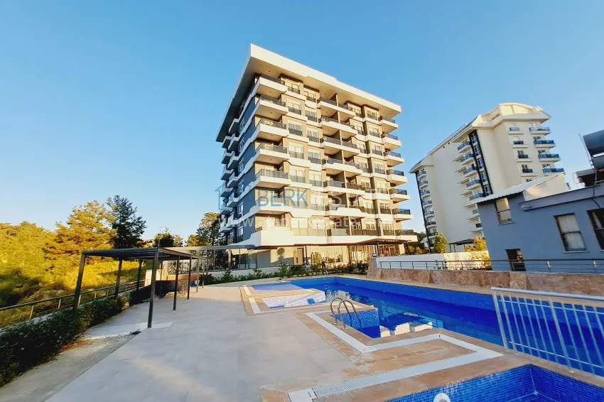 One bedroom apartment from the owner with a fine finish in Avsallar district, Alanya 1 