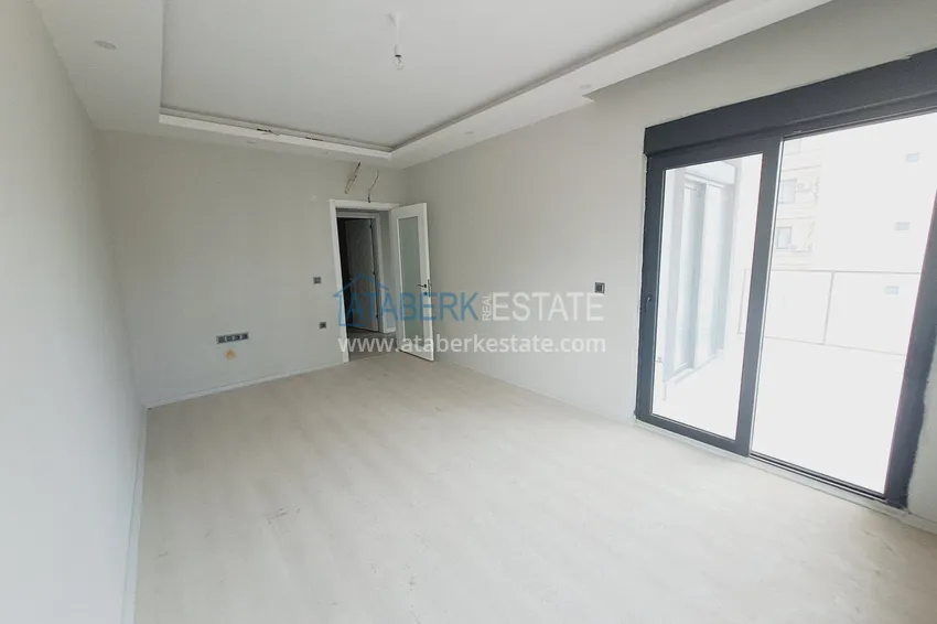 Purchase  Three-room apartment with separate kitchen from the owner in Alanya, Avsallar district  10 