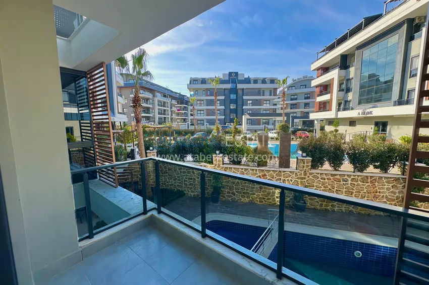 Purchase  One-bedroom apartment with a fine finish in Alanya Oba district 11 