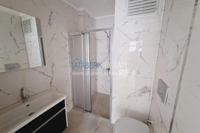 Purchase  Three-room apartment with separate kitchen from the owner in Alanya, Avsallar district  11 