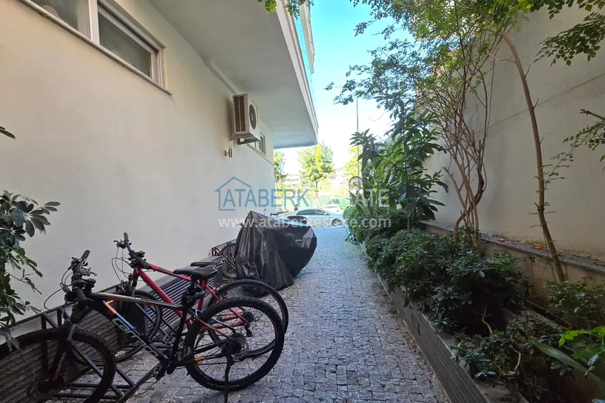 One bedroom apartment with furniture in the center of Alanya. Real estate with a residence permit 12 