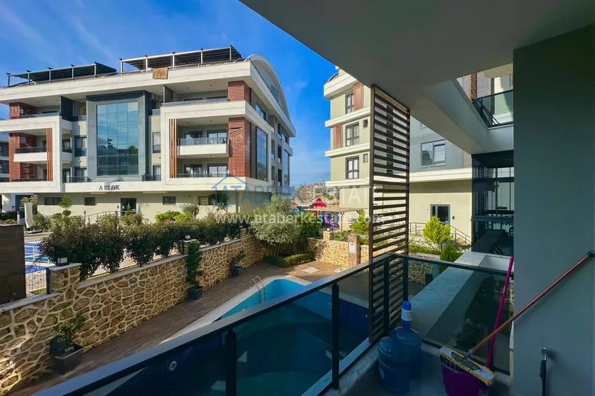 Purchase  One-bedroom apartment with a fine finish in Alanya Oba district 12 