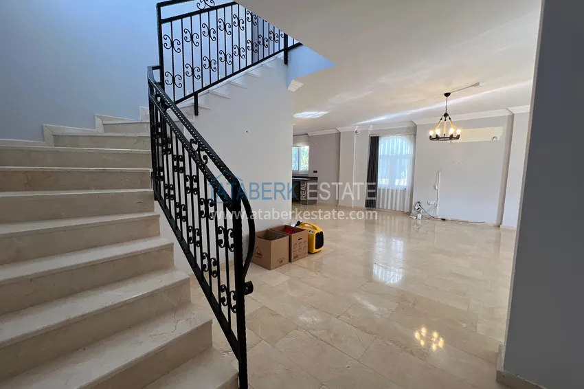 Purchase  Two-storey villa overlooking a pine forest in Alanya Avsallar district 1 