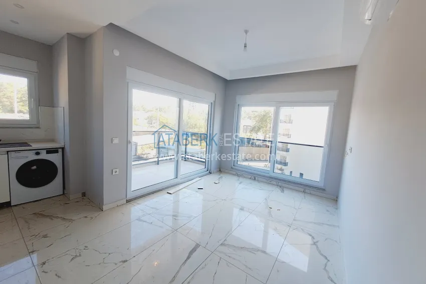 Purchase One bedroom apartment from the owner with a fine finish in Avsallar district, Alanya 1 