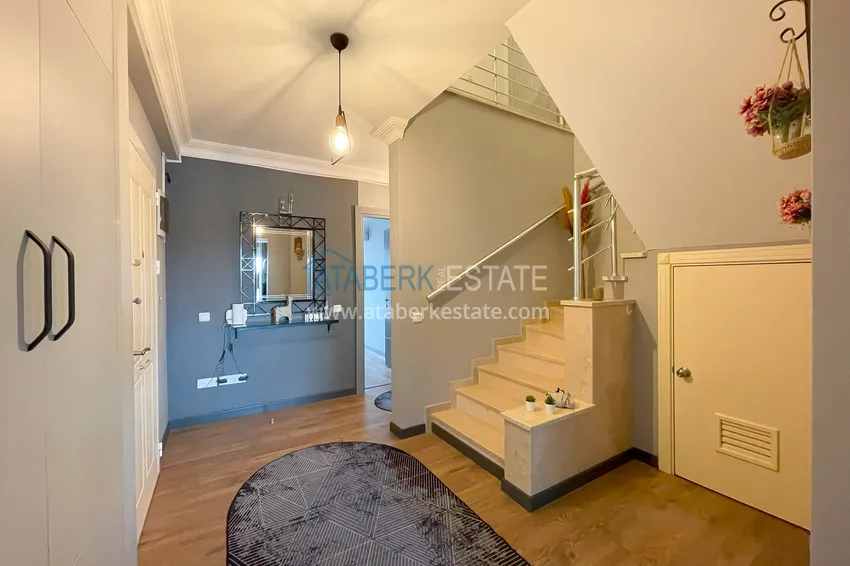 Purchase  A four-room duplex with furniture in the Oba area is a spacious option for a comfortable life 1 