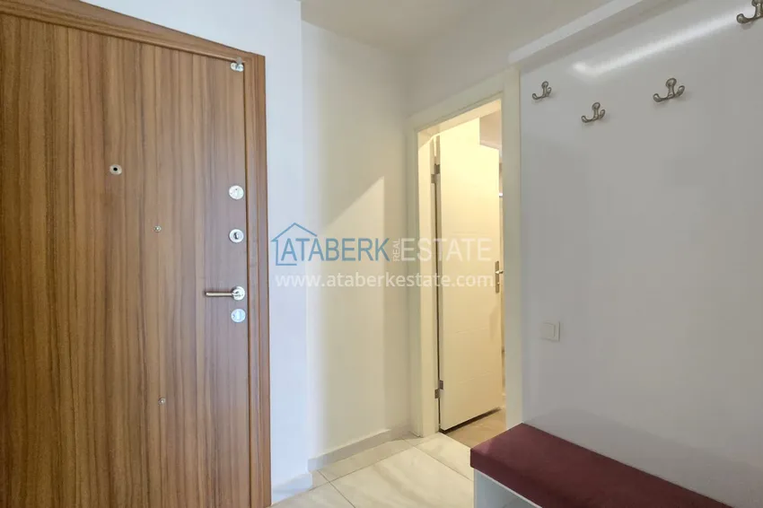 Purchase  One bedroom apartment with furniture in the center of Alanya. Real estate with a residence permit 1 