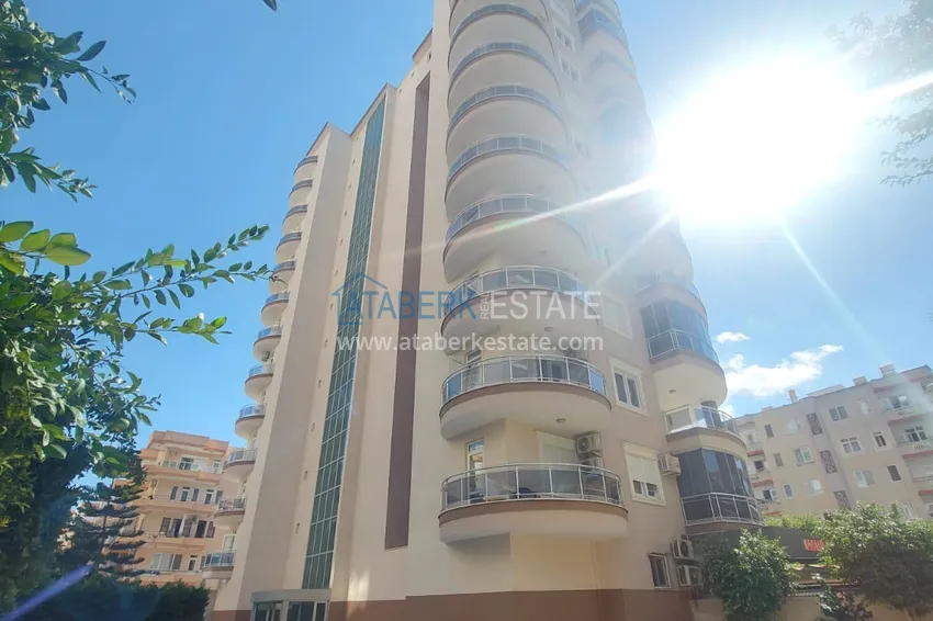 Two-bedroom apartment with furniture and sea view in Alanya, Mahmutlar district 5 