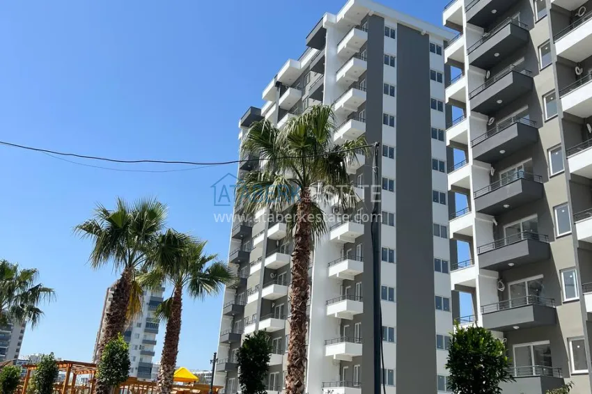 Furnished one-bedroom apartment in a new residential complex, Tomyuk district, Mersin 1 