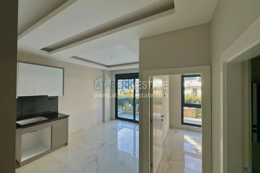 Purchase  One-bedroom apartment with a fine finish in Alanya Oba district 1 